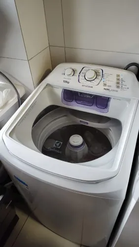 Máquina de lavar Electrolux 12 kg