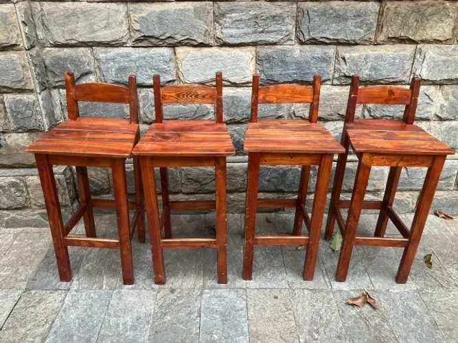 4 Bancos altos para bar balcão