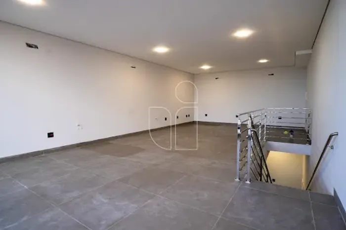 Salas em Área Comercial no Alto Cafezal - Marília