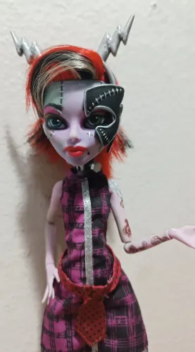 Monster High opereta Freack fusion 