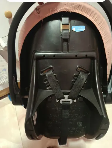 BEBÊ CONFORTO E CARRO DE BEBÊ MOISÉS
