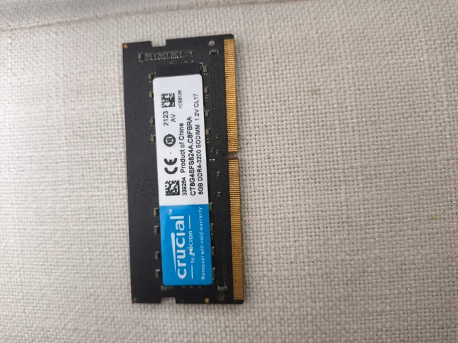 Memória ram ddr4 3200 8gb x 2