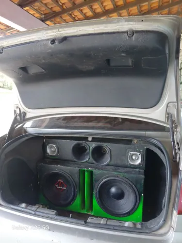 Som automotivo