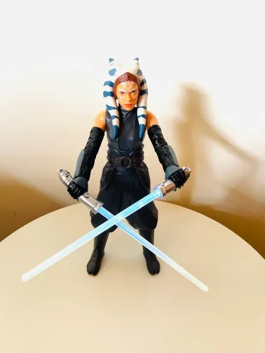 Boneca RARA USADA Eletrônica 30cm Ahsoka Tano Star Wars Galactic Action Figure Escala 1/6