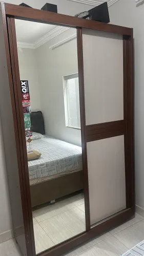 GUARDA ROUPA