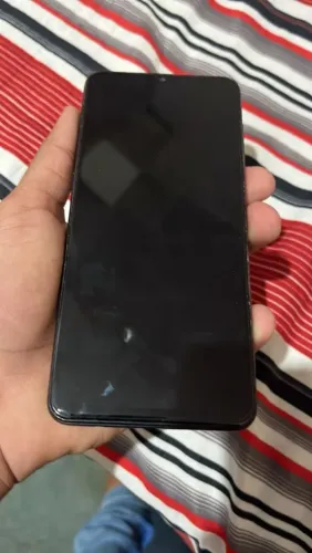 Samsung A12