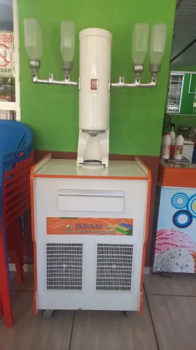 Maquina de sorvete Americano