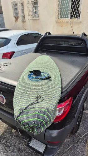 Prancha de surf com capa e leash