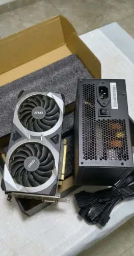 Placa de vídeo Radeon RX 6750 XT 12GB VRAM + Fonte 650W MSI