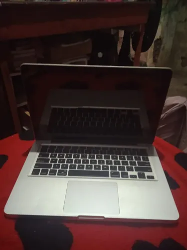 MackBook 13 Pro sem funcionar