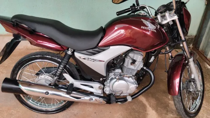 VENDE-SE CG 150 EM DIAS SO TRANSFERIR OU TROCA EM CARRO EM DIAS