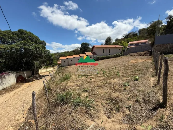 Construa agora em Mulungu: terreno licenciado, cercado e com infraestrutura.