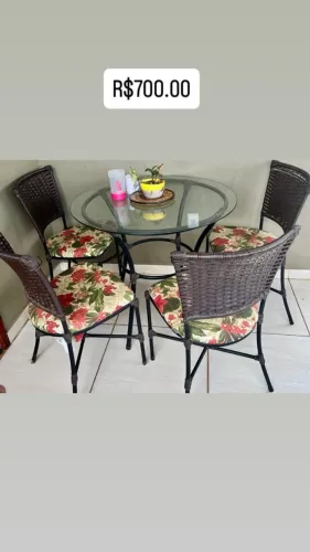 Mesa de jantar redonda