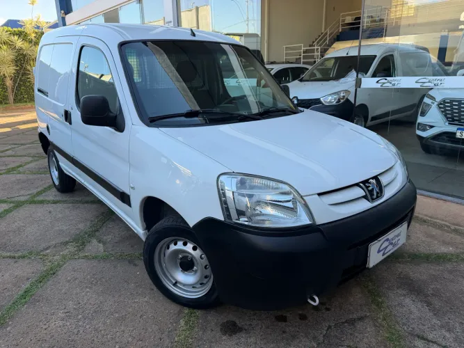 Peugeot Partner Furgão 1.6 16v/ 1.6 16V Flex 3P 2018