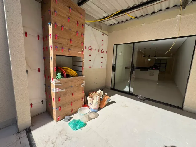 Vendo casa na QNM 36, TAGUATINGA NORTE-DF, aceita financiamento.
