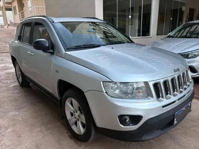 Jeep Compass Sport 2.0 16V 156cv 5P 2012