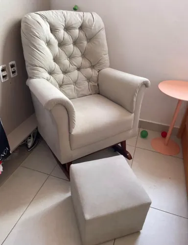 Cadeira de amamentação 