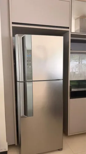 Geladeira inox eletrolux