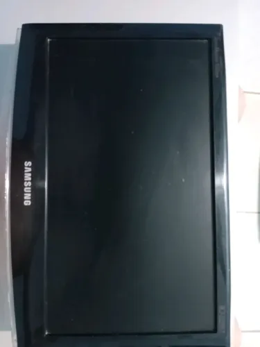 ? Monitor Samsung usado - Funcionando normalmente<br>Preço sugerido: R$ 100,00