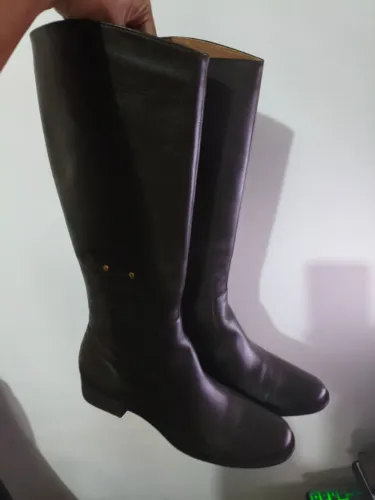 Bota de couro