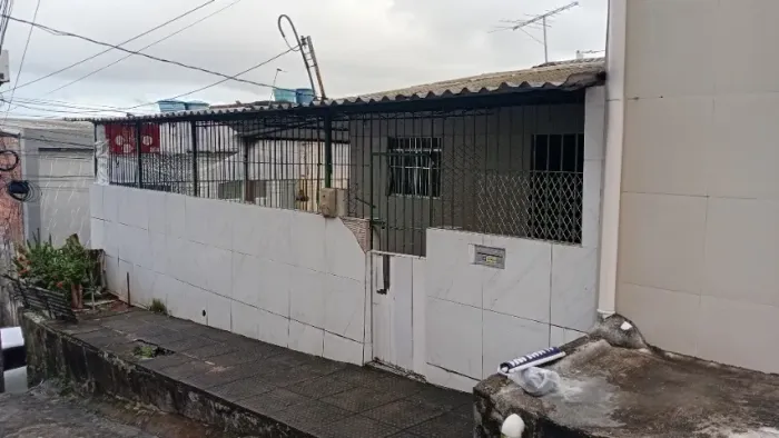 Vendo Casa no Ibura UR1 com 2 Quartos - Oportunidade