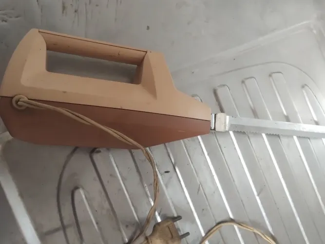 Vendo faca elétrica 