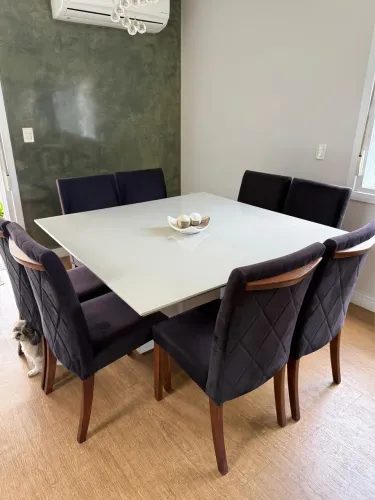 Mesa de jantar 8 lugares