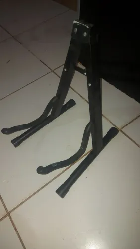 Suporte Guitarra Violão Baixo Tonante TNS1954-3 Dobrável Portátil Tipo Cavalete Universal