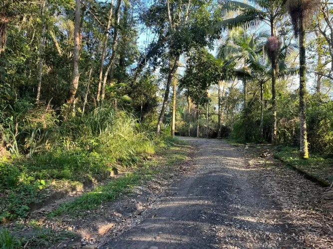 TERRENO EM CONDOMÍNIO - LOCALIZAÇÃO PRIVILEGIADA EM RIBEIRÃO PIRES