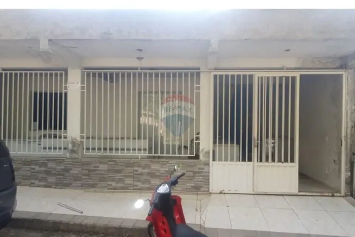 Vende-se Casa no Bairro Edith Castro 112m²