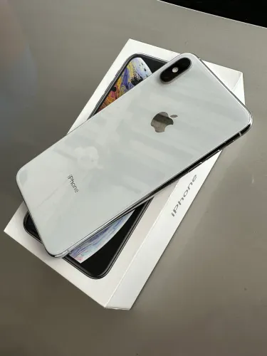 iPhone XS MAX 64GB