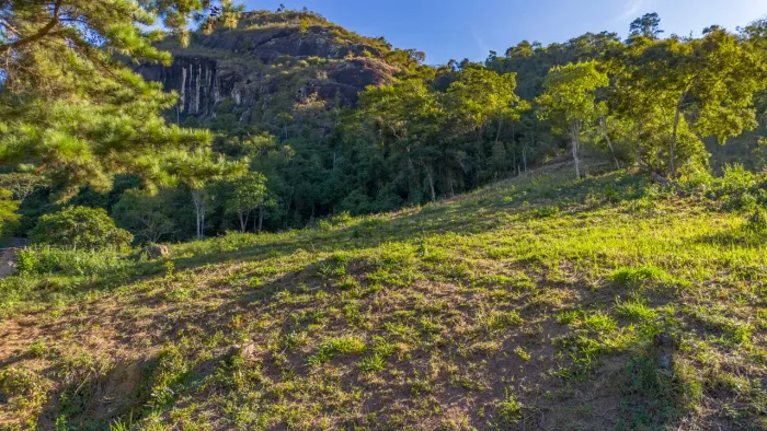 Lote com 5.073m2 em Itaipava, Petrópolis