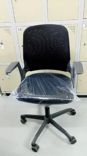 Cadeira de Escritório - My Chair da Marca Flexform.