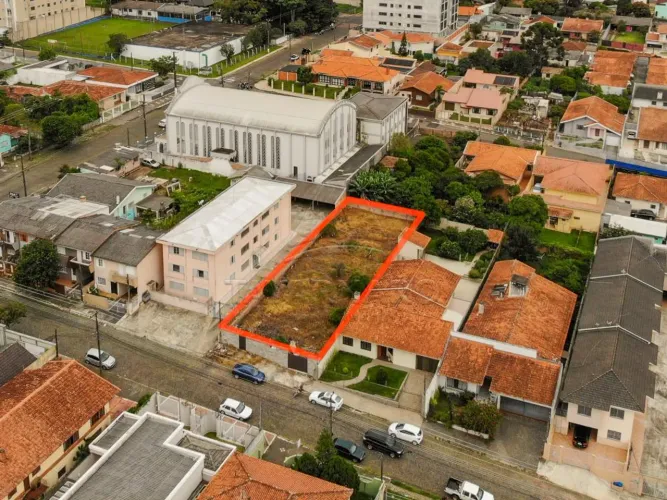 Terreno Padrão em Ponta Grossa