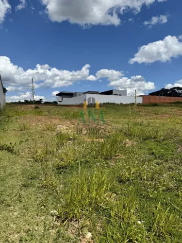 Terreno de Alto Padrão no Condomínio Fazenda Jequitibá