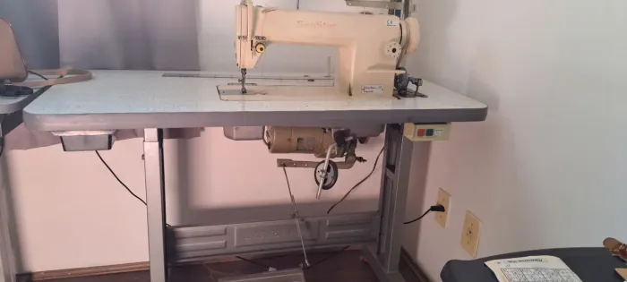 Maquina reta industrial