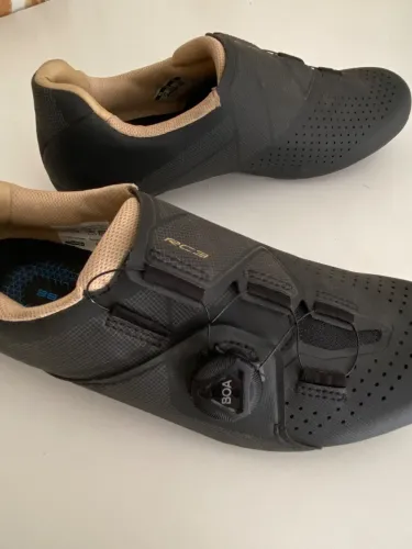 Sapatilha Shimano RC3 feminina tamanho 7.2 US