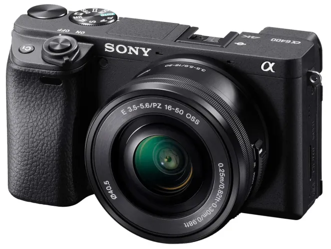 Sony Alpha a6400 com lente do kit 16-50mm 
