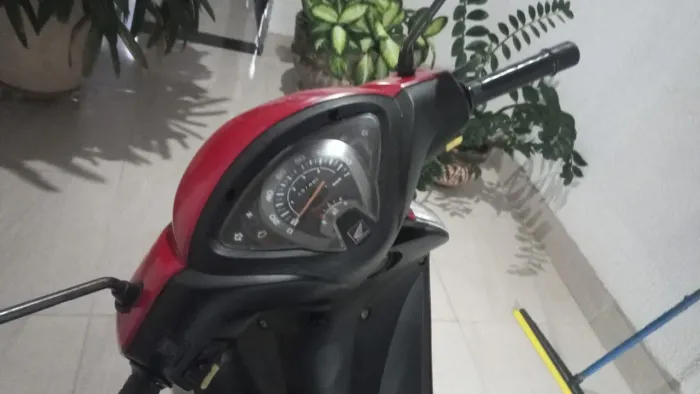 Biz 110i super Conservada
