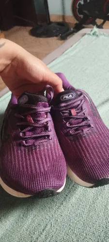 Tênis feminino fila speerune super confortável novo nunca viu pé