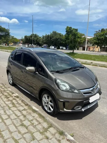 Honda Fit Twist 1.5 Flex 16V 5P Aut. 2014