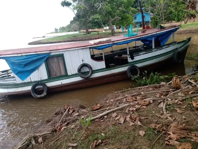 BARCO (11x2,5M). Máquina Yamar 4.7! Reformado! RS 22.000,00! *! Aceito carro!