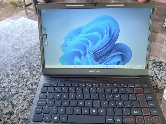 Notebook positivo 