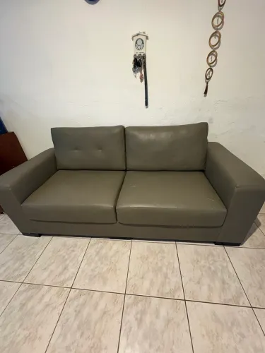 Sofá 4 lugares