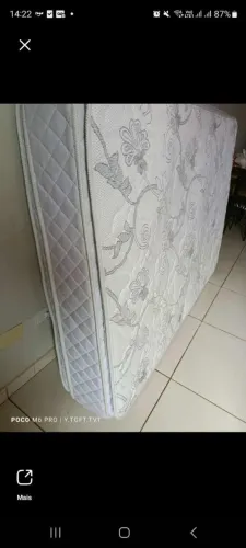 Colchão em perfeito estado+base (está com o pesinho sem querer encaixar direito, N entrego