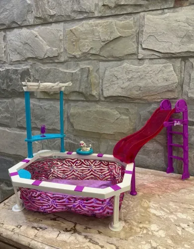 piscina barbie