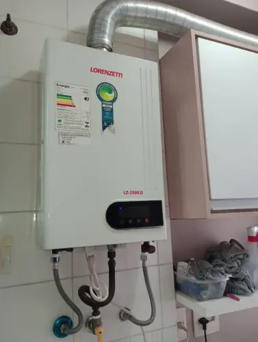 Aquecedor a Gás Digital Lorenzetti LZ 2500D - 23,5 Litros (USADO)