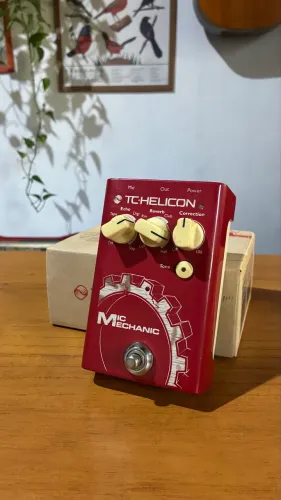Pedal para voz TC HELICON