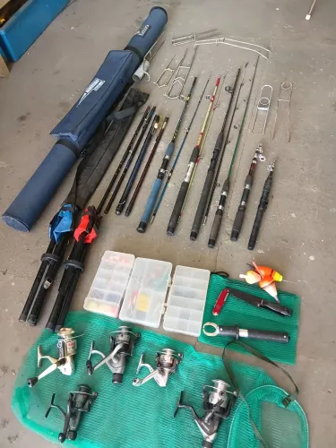 4 varas p molinete + 4 telescópica kit pesca molinetes capa rede suporte de vara banquinho