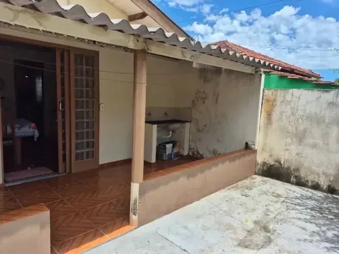 Vendo Casa em Maria Ortz